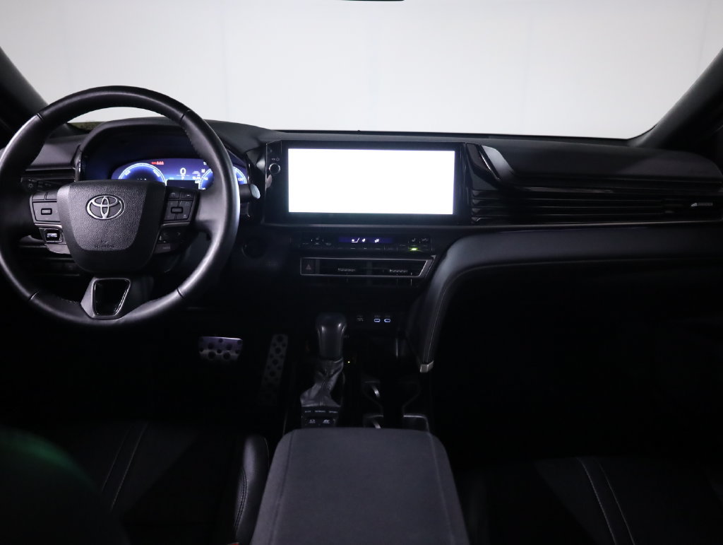 Used 2025 Toyota Camry XSE FWD image 45