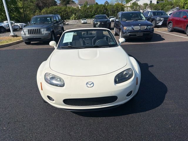 Used 2006 MAZDA MX-5 Miata Touring RWD image 2