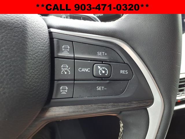 Used 2024 Jeep Grand Cherokee Limited image 25
