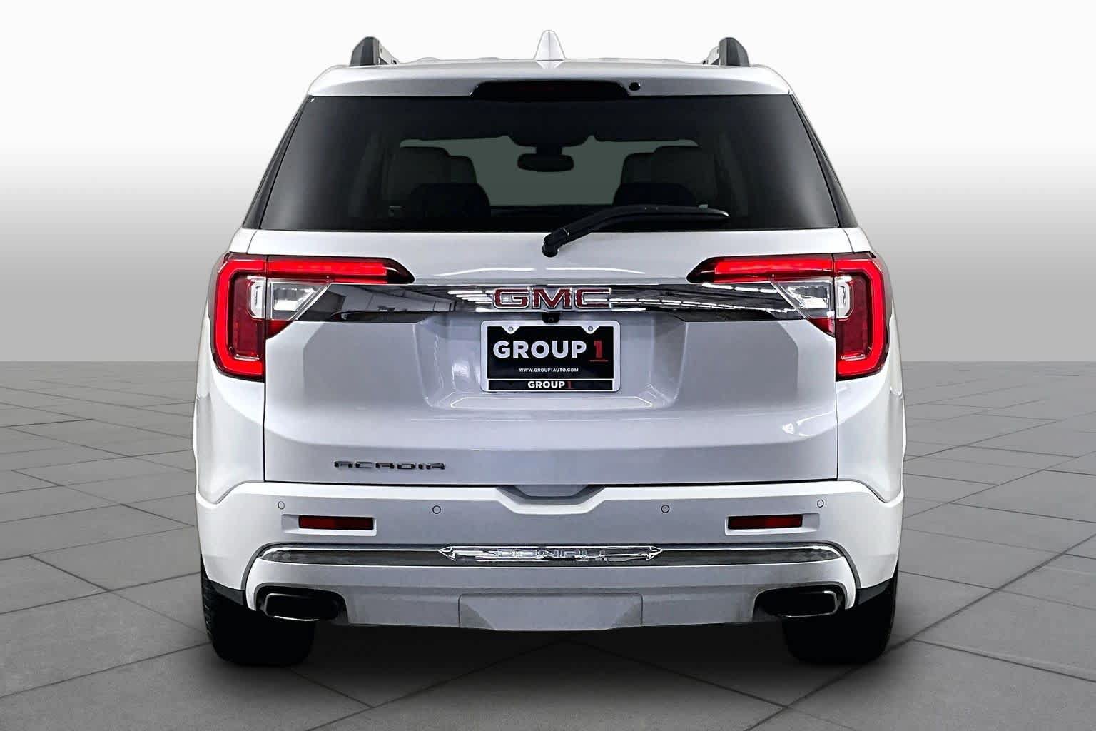Certified 2023 GMC Acadia Denali FWD image 9