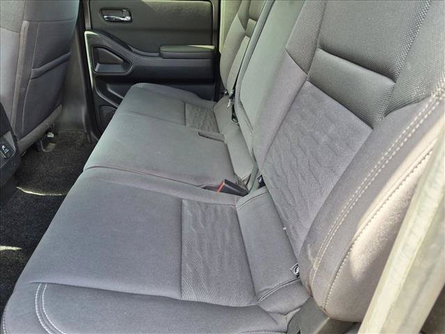 Used 2022 Nissan Frontier SV RWD image 17