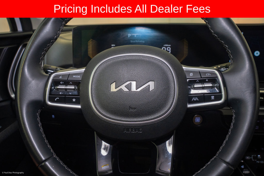 Certified 2024 Kia Sorento S FWD image 19