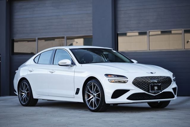 Certified 2025 Genesis G70 2.5T image 1