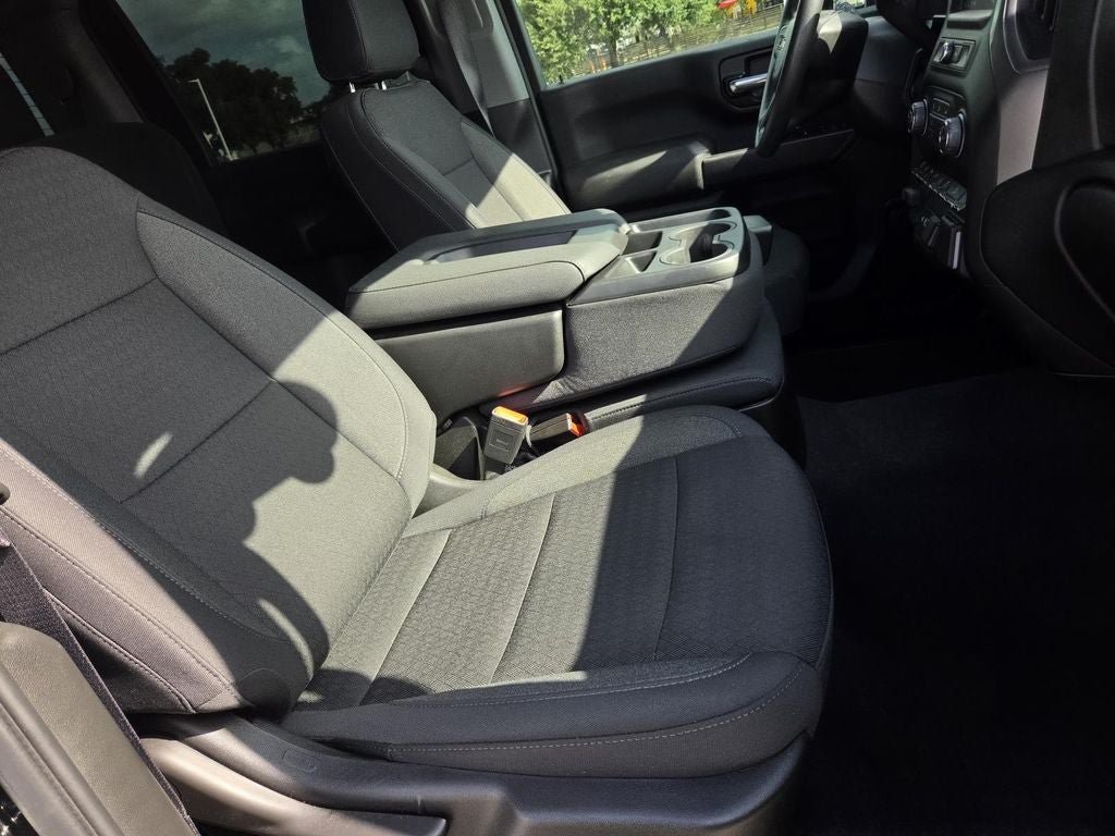 Certified 2026 Chevrolet Silverado 2500 Custom w/ Custom Value Package AWD/4WD image 10