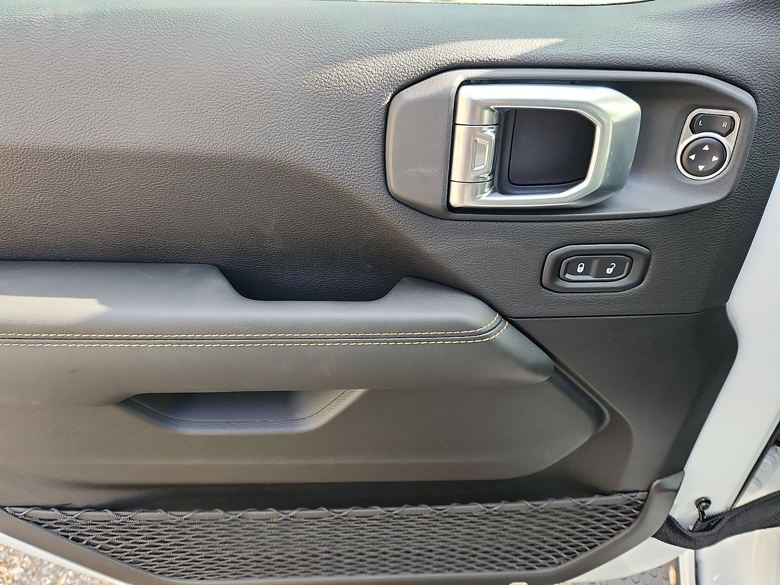 New 2026 Jeep Wrangler Sahara image 8