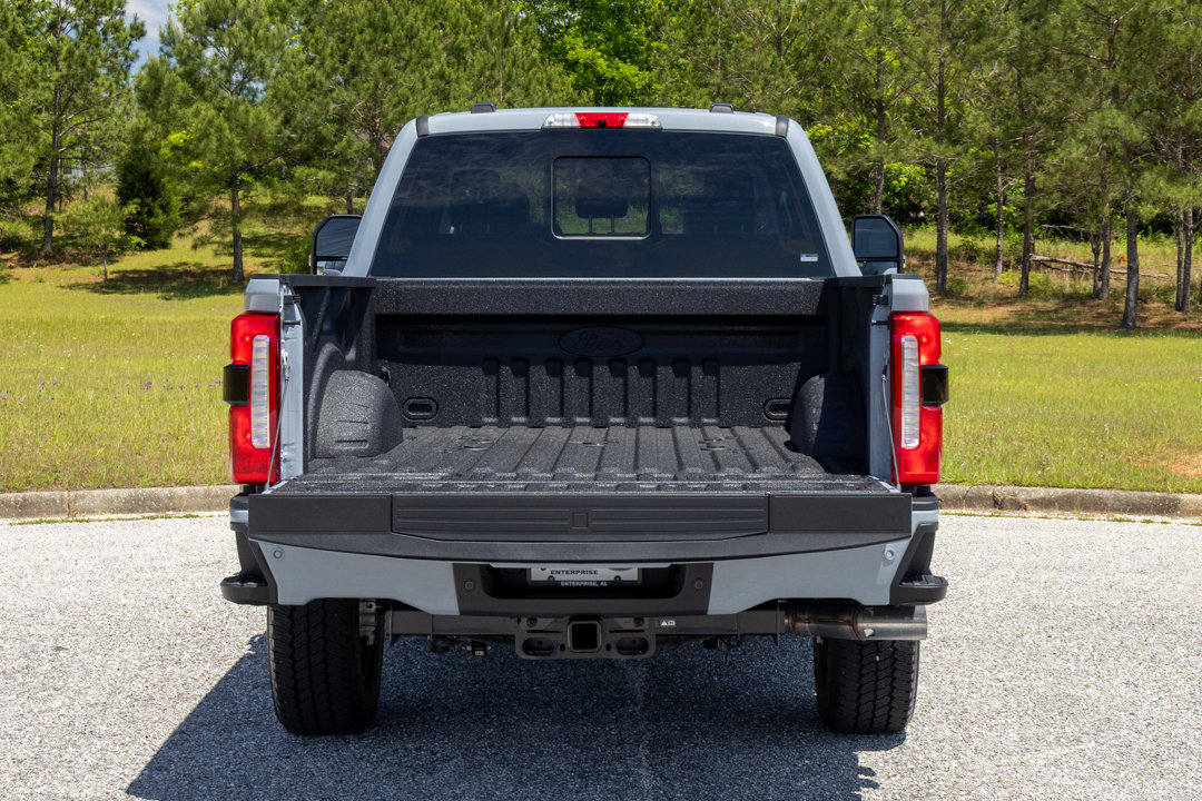 New 2026 Ford F250 Lariat w/ Black Appearance Package AWD/4WD image 9