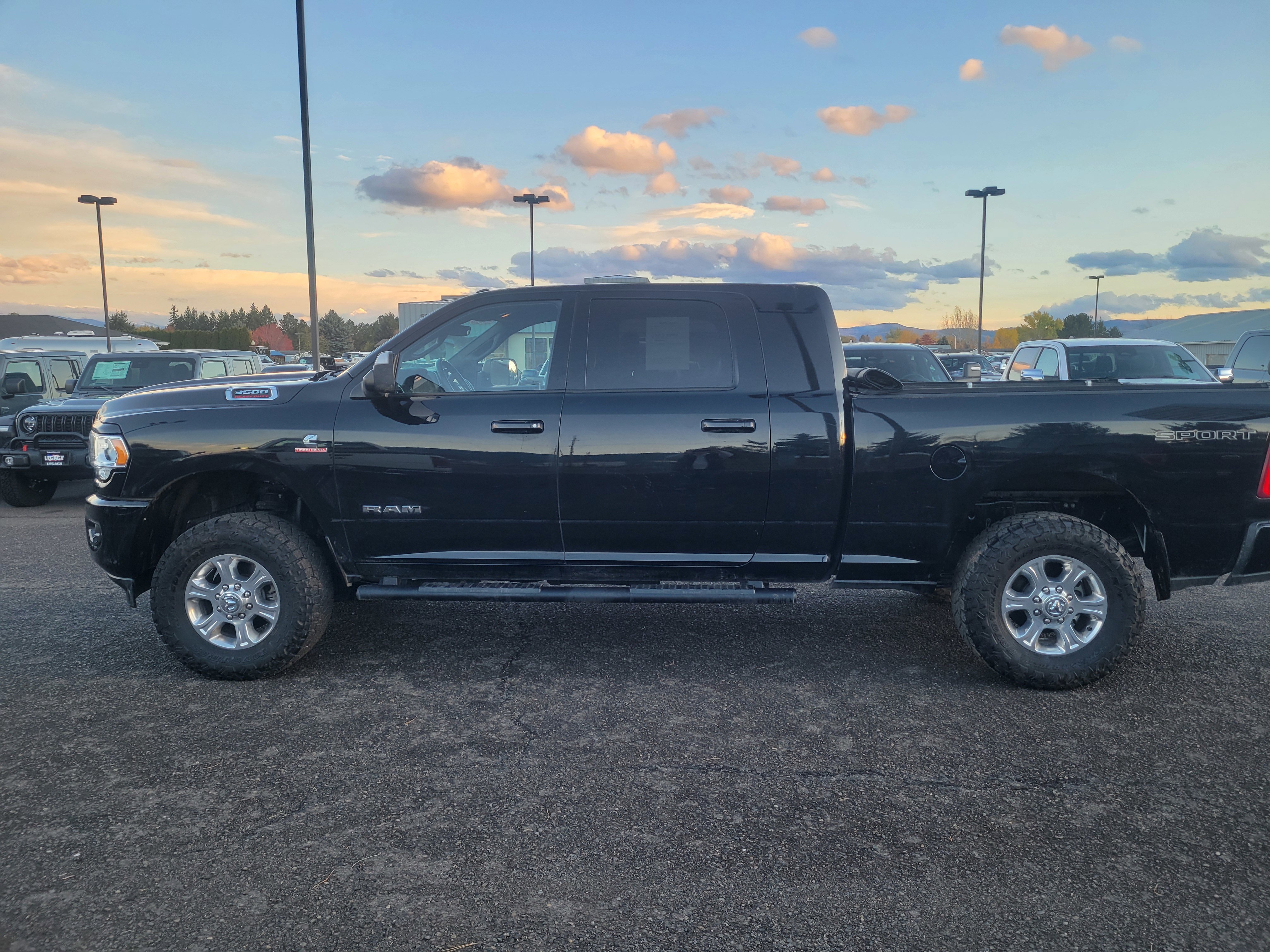 Used 2022 RAM 3500 Big Horn w/ Level A Equipment Group image 13