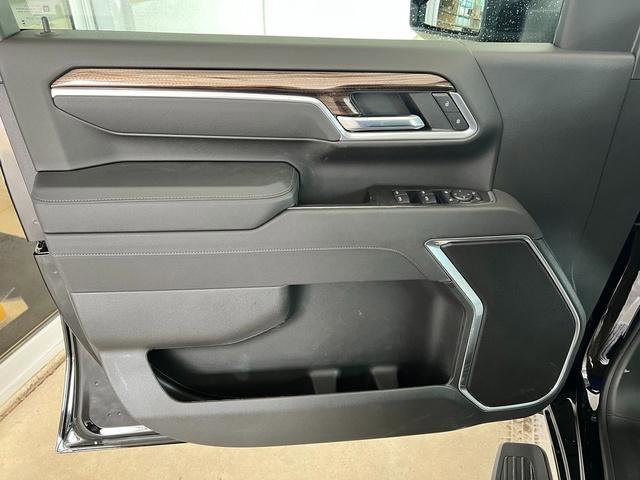 New 2025 Chevrolet Silverado 3500 LT w/ All Star Edition image 16