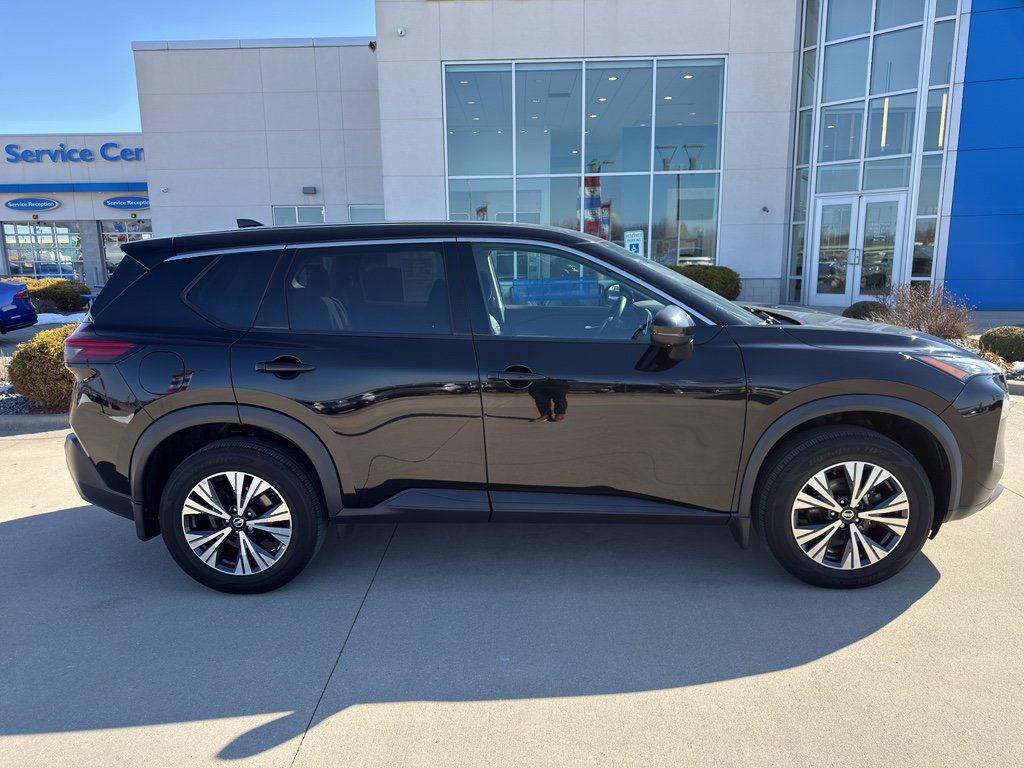 Used 2021 Nissan Rogue SV AWD/4WD image 4
