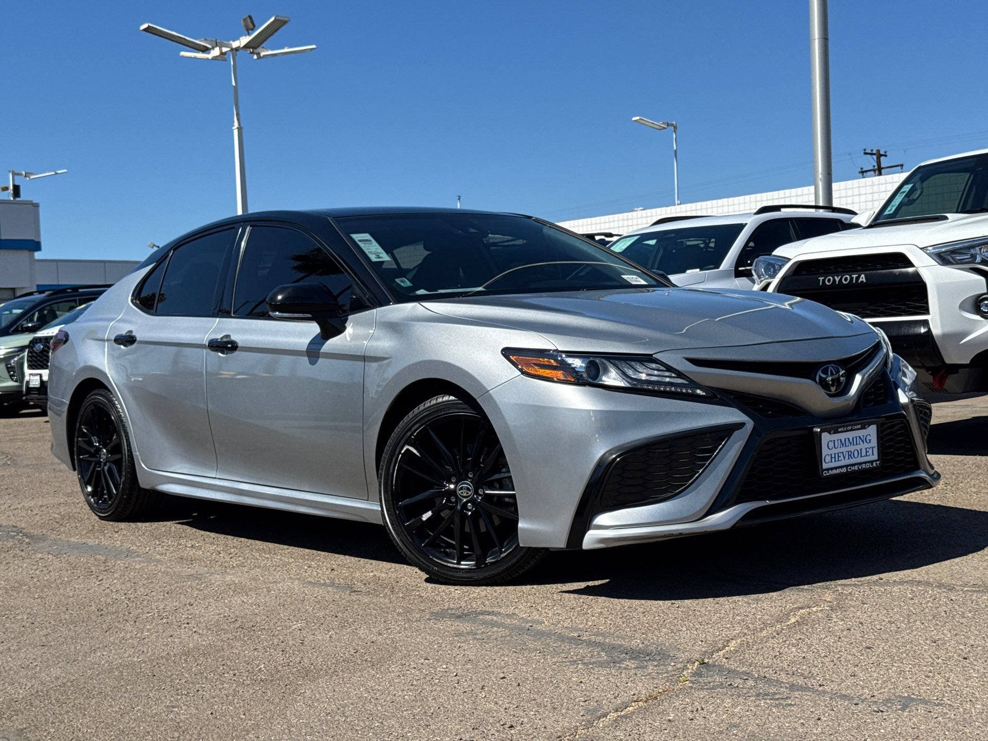 Used 2022 Toyota Camry XSE FWD image 2