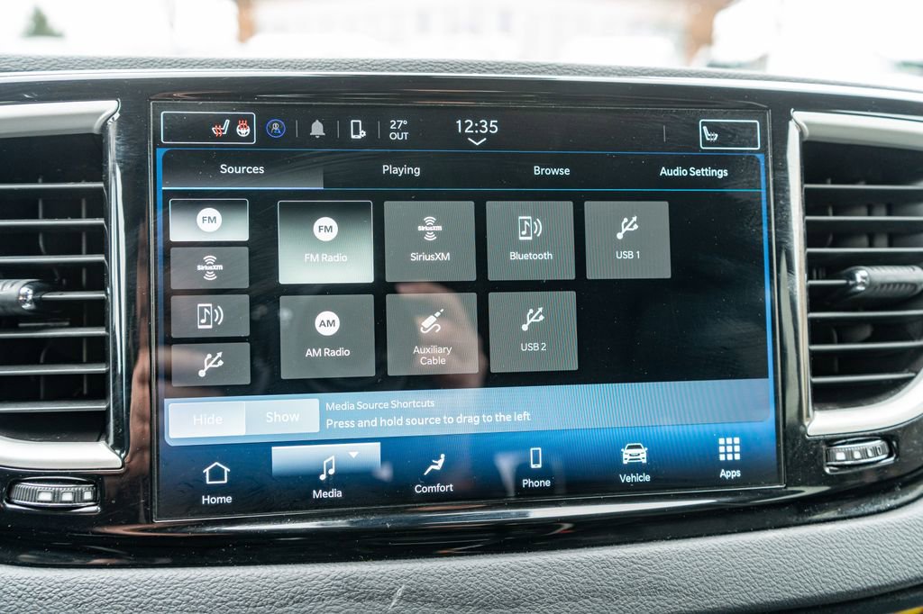 Used 2023 Chrysler Pacifica Touring-L image 43