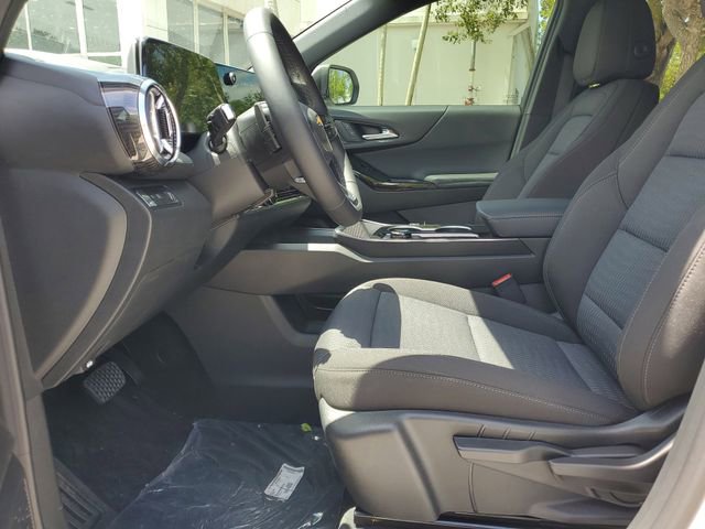 New 2026 Chevrolet Equinox LT w/ Safety and Technology Package image 9