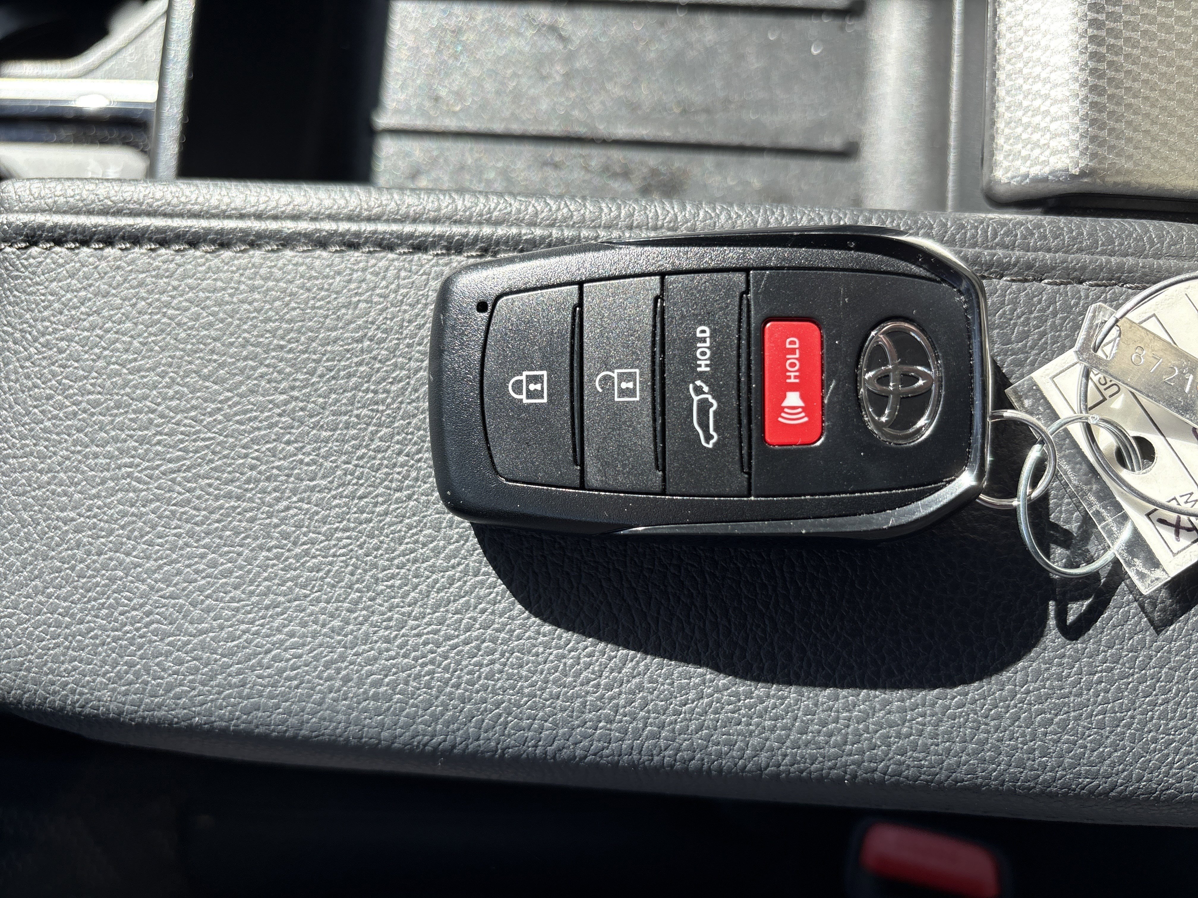 Used 2024 Toyota Sequoia Limited image 36