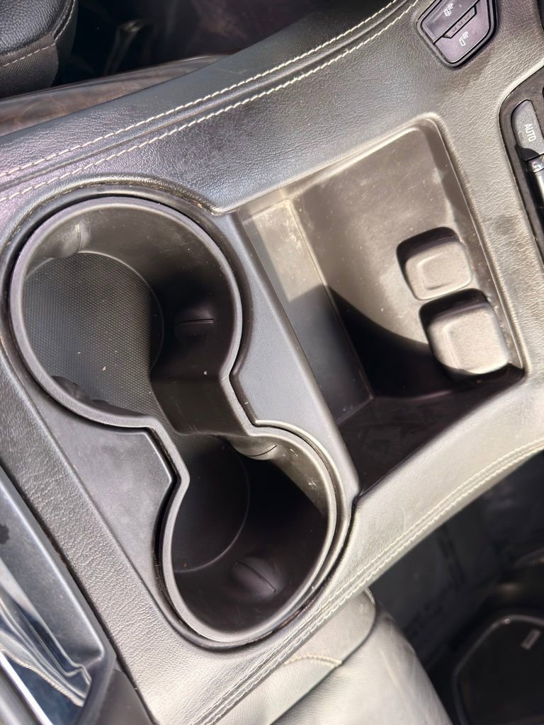 Used 2018 Chevrolet Suburban LT image 51