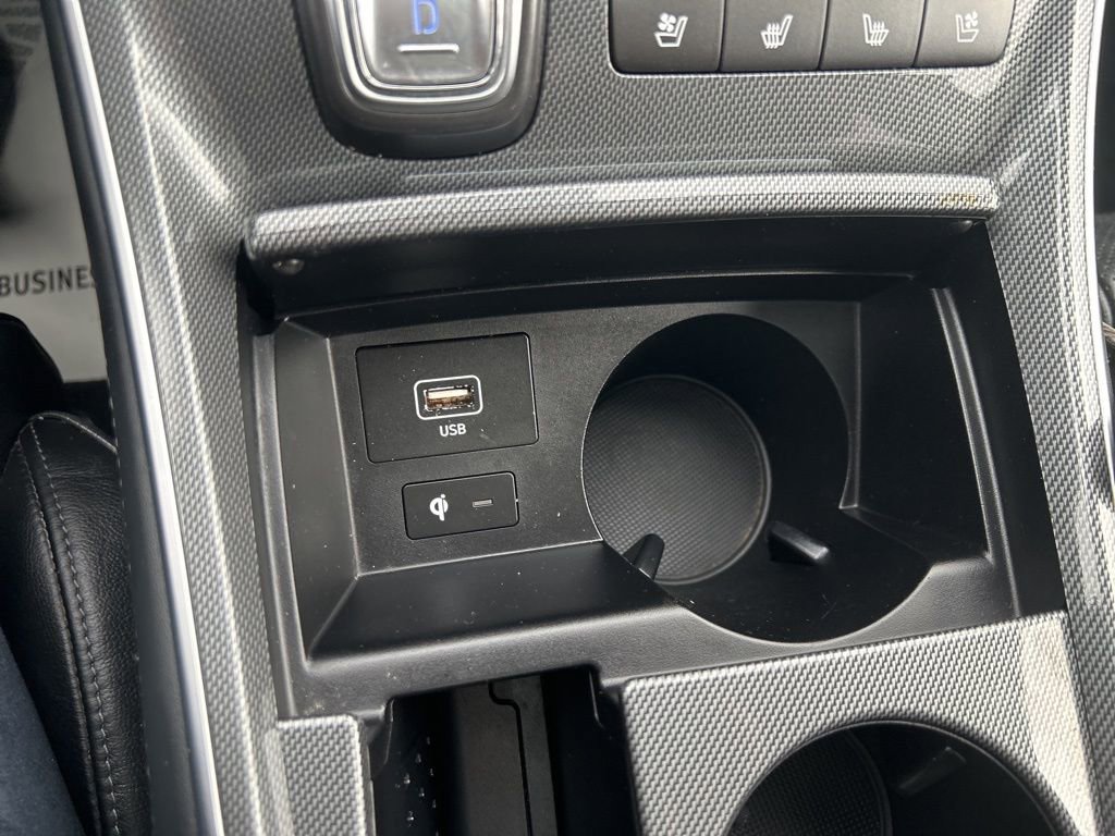 Used 2022 Hyundai Santa Fe Limited image 30