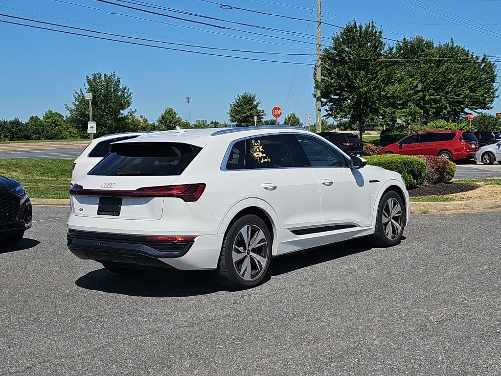 Used 2024 Audi Q8 e-tron Premium Plus w/ Premium Plus Package AWD/4WD image 13