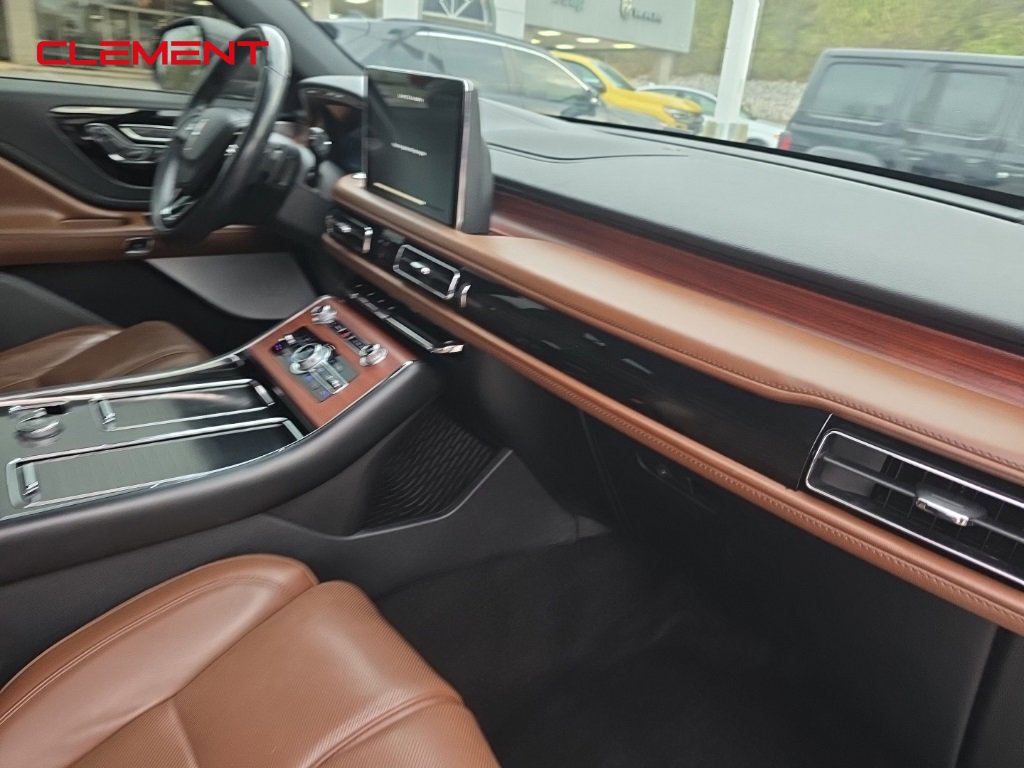 Used 2021 Lincoln Aviator Reserve w/ Equipment Group 208A image 22
