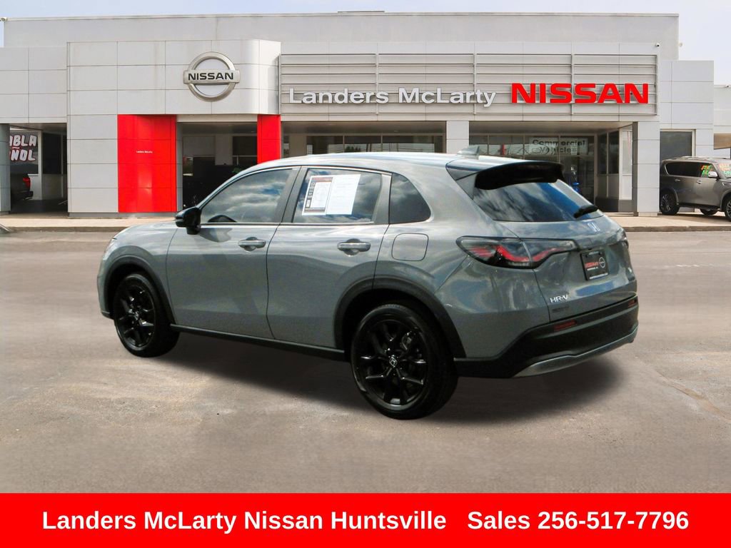Used 2025 Honda HR-V Sport image 6