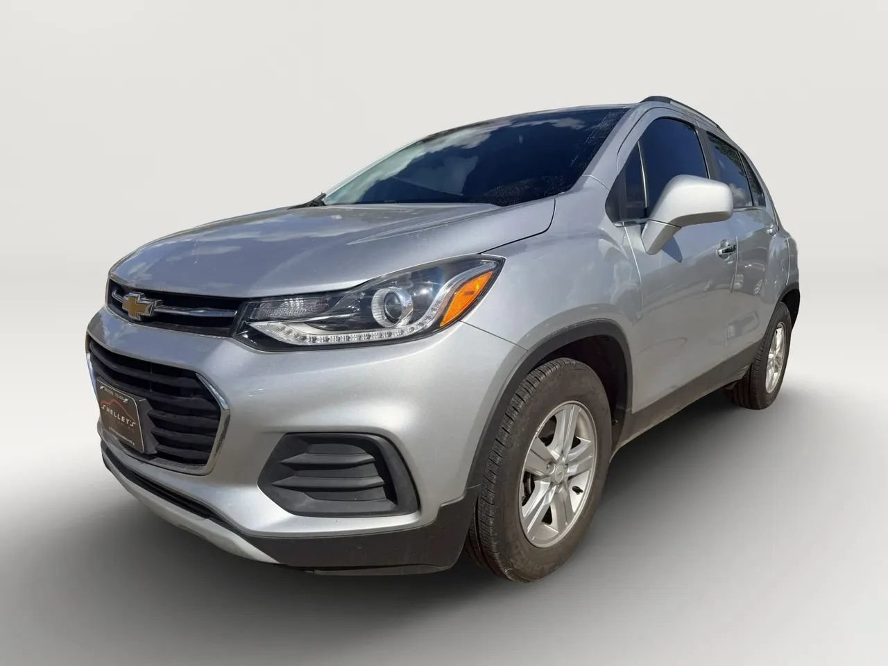 Used 2019 Chevrolet Trax LT w/ LT Convenience Package FWD image 2