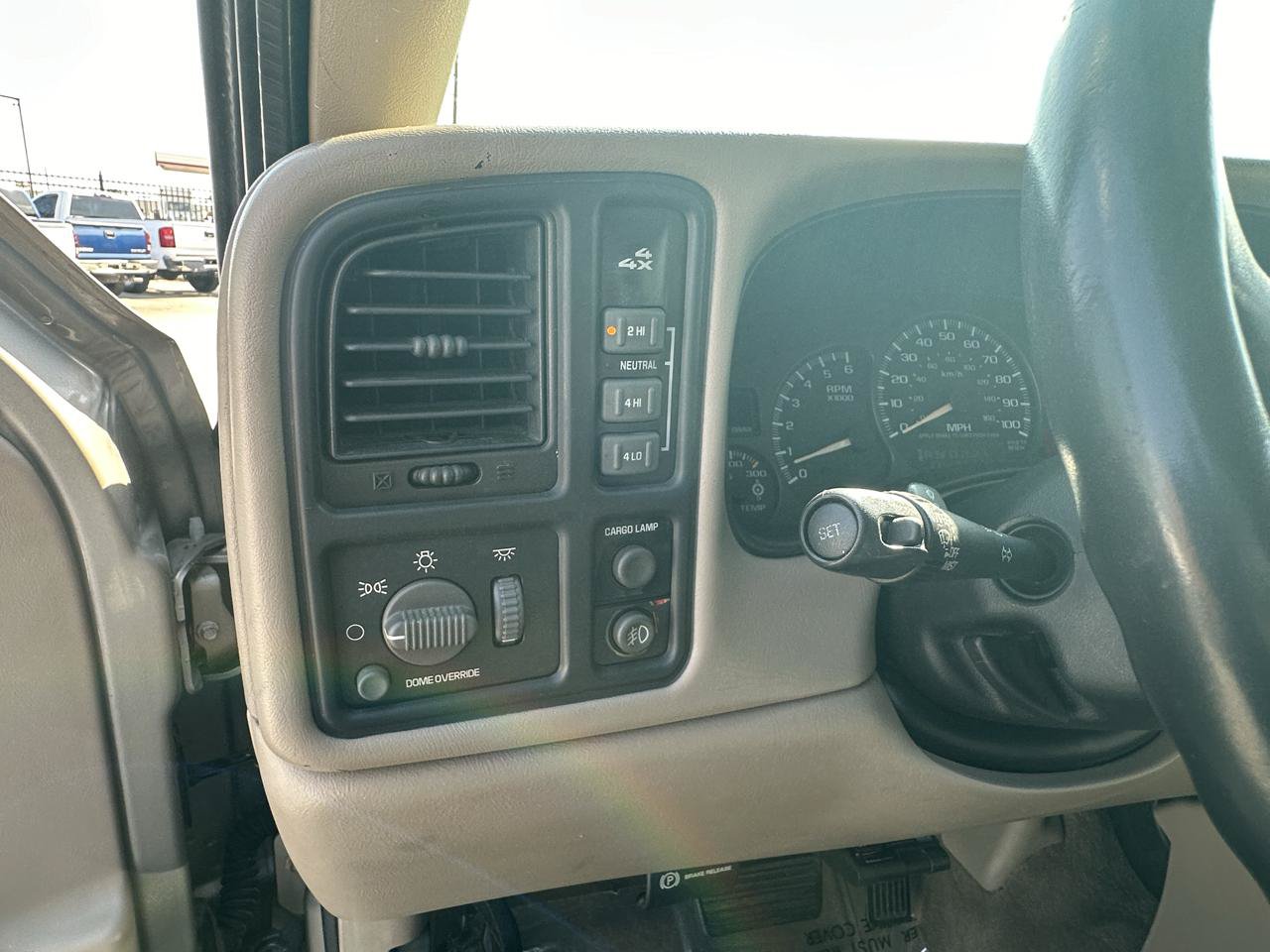 Used 2002 Chevrolet Silverado 2500 LS w/ Electrical Convenience Pkg AWD/4WD image 31