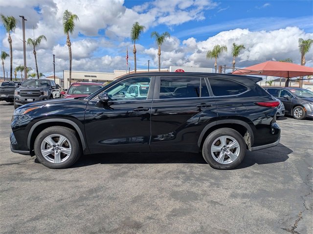 Used 2023 Toyota Highlander LE image 8