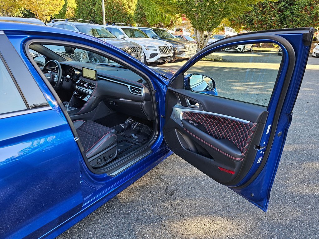 Used 2025 Genesis G70 3.3T Advanced w/ Sport Prestige Package image 28