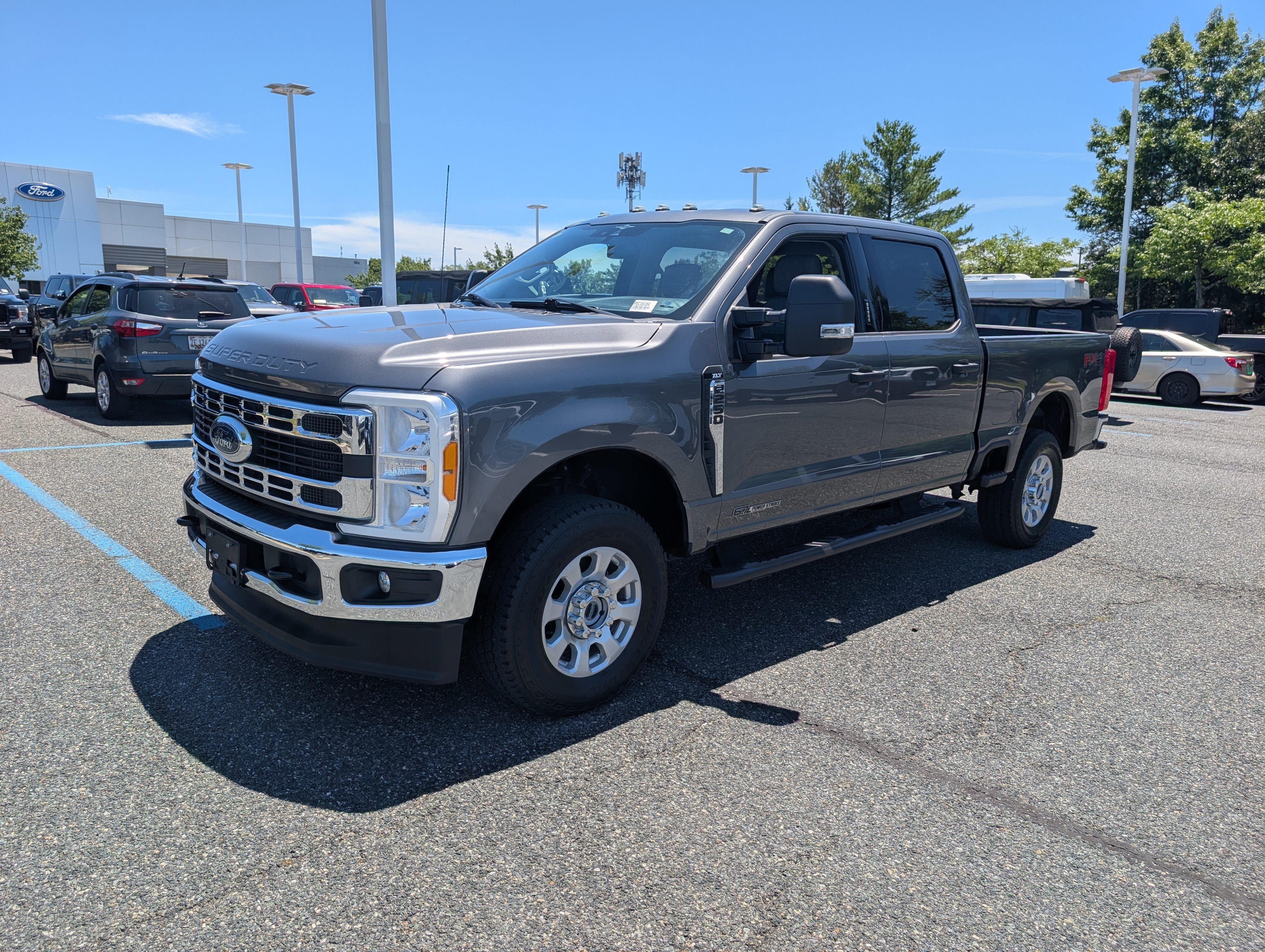 Certified 2023 Ford F250 XLT w/ FX4 Off-Road Package AWD/4WD image 7
