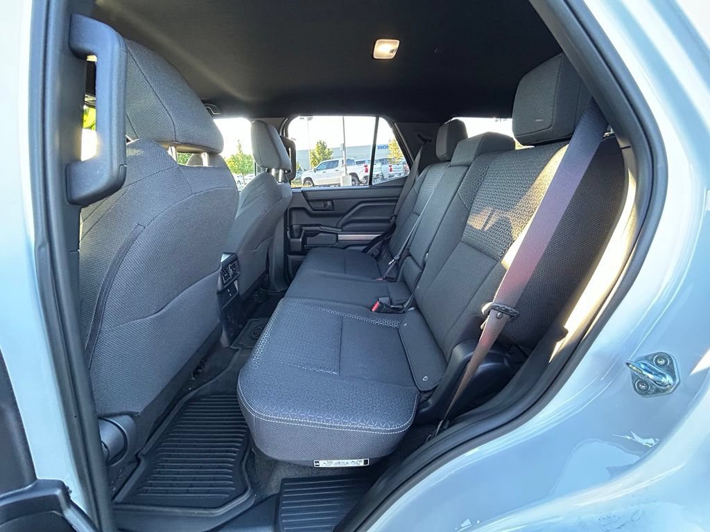 Used 2026 Toyota 4Runner SR5 AWD/4WD image 27