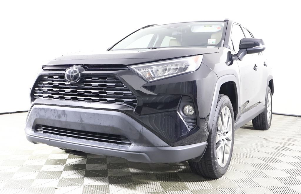 Used 2020 Toyota RAV4 XLE Premium w/ Carpet Mat Package image 2