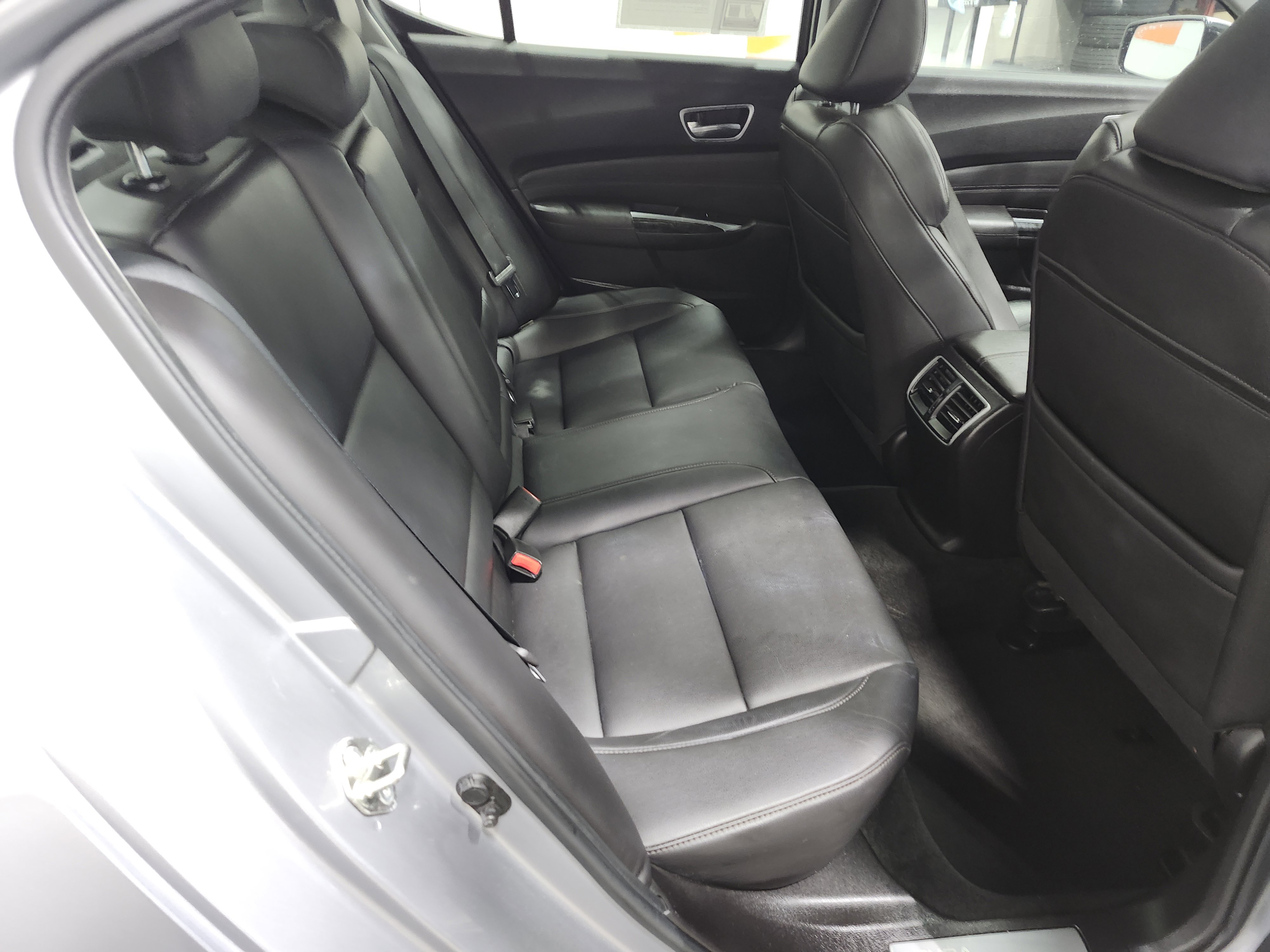 Used 2018 Acura TLX V6 image 20