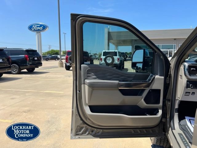 New 2026 Ford F250 Platinum AWD/4WD image 13