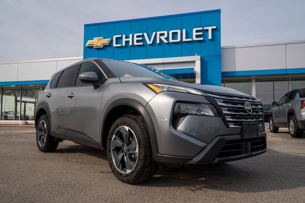 Used 2024 Nissan Rogue SV AWD/4WD image 1