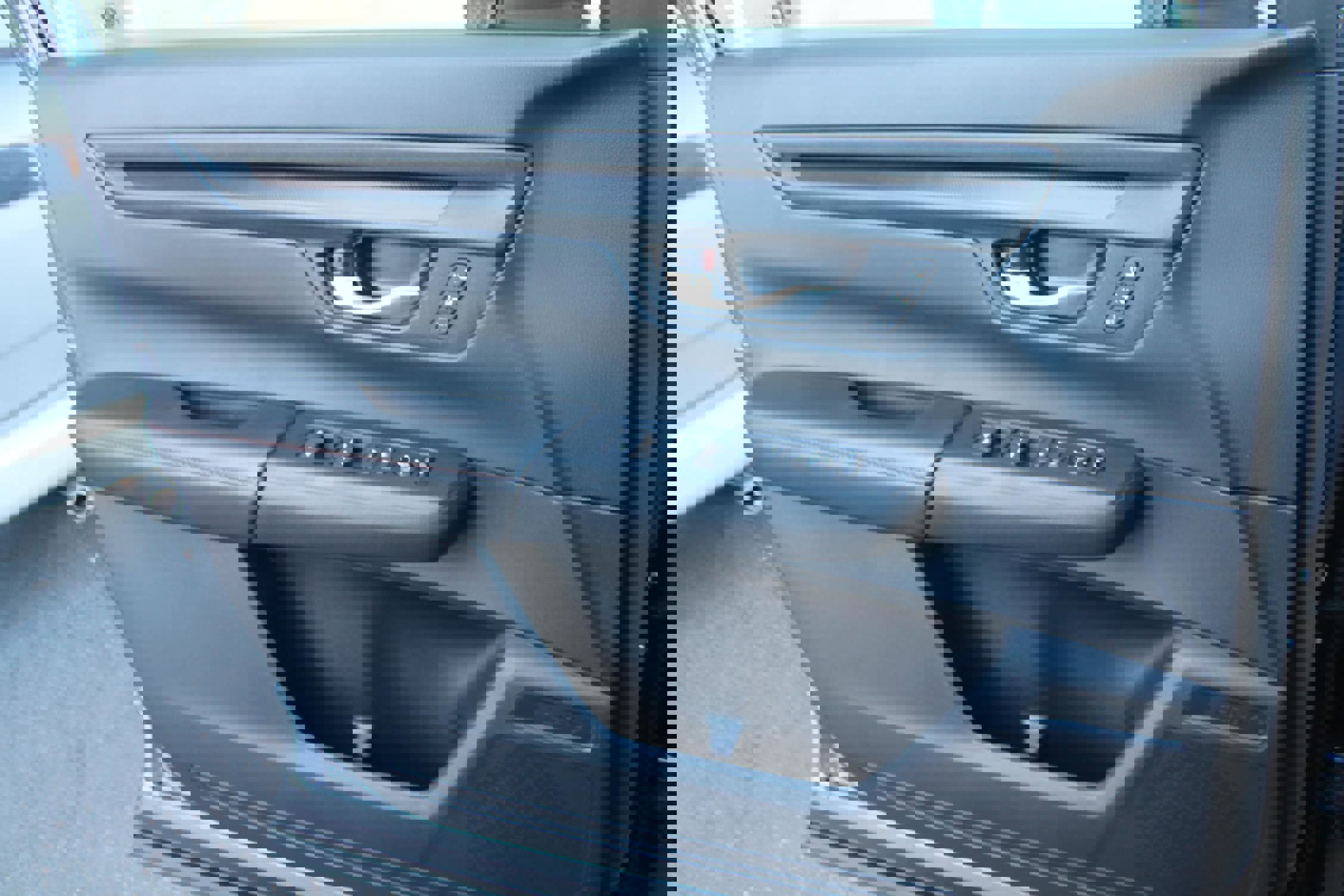 Used 2025 Honda CR-V Sport-L image 13