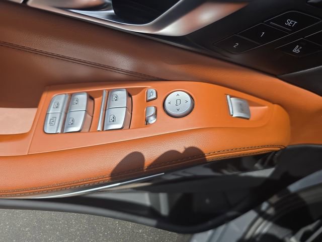 Used 2024 BMW X7 xDrive40i w/ Executive Package AWD/4WD image 32
