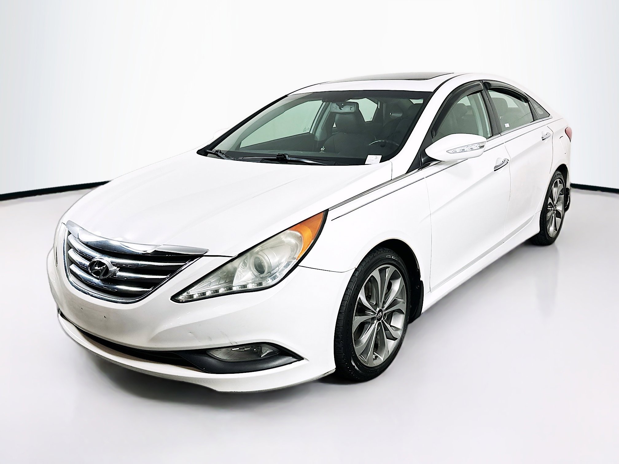 Used 2014 Hyundai Sonata SE w/ Premium Package 04 FWD image 3