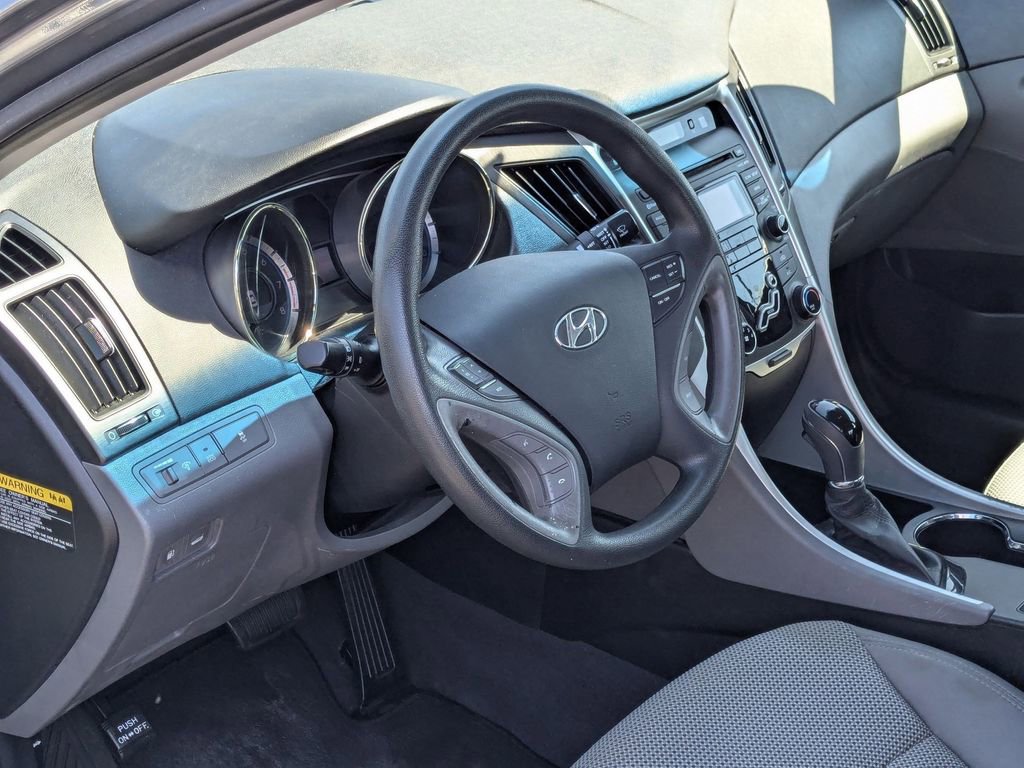 Used 2013 Hyundai Sonata GLS w/ Popular Equipment Pkg image 12