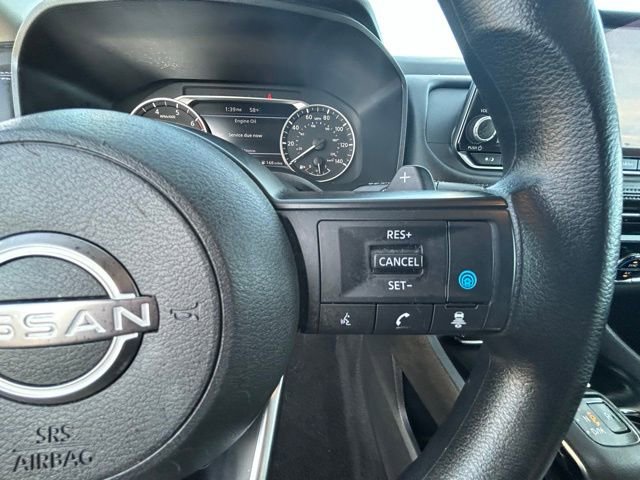 Used 2024 Nissan Rogue SV image 12