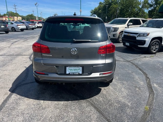 Used 2016 Volkswagen Tiguan R-Line FWD image 5