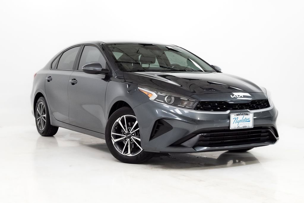 Certified 2023 Kia Forte LXS w/ LXS Technology Package FWD image 6