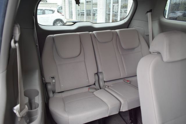 Used 2019 Kia Sedona LX image 38