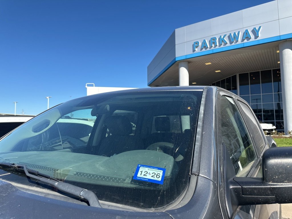 Used 2013 RAM 1500 Classic SLT image 3