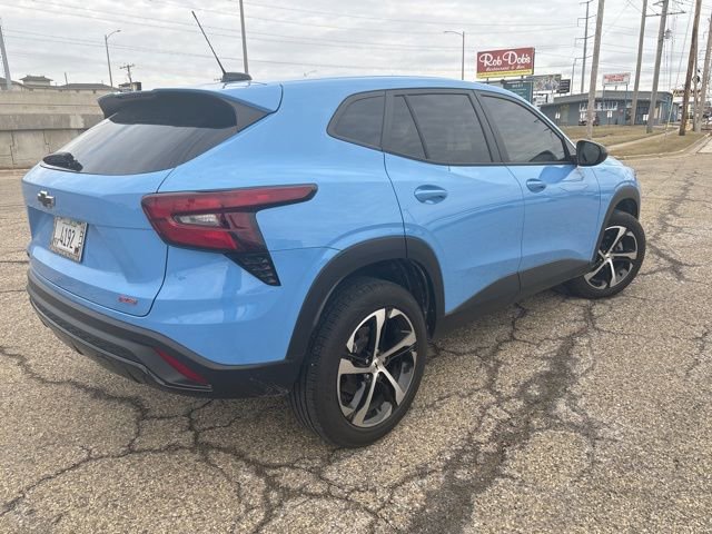 Used 2024 Chevrolet Trax RS w/ Driver Confidence Package image 5