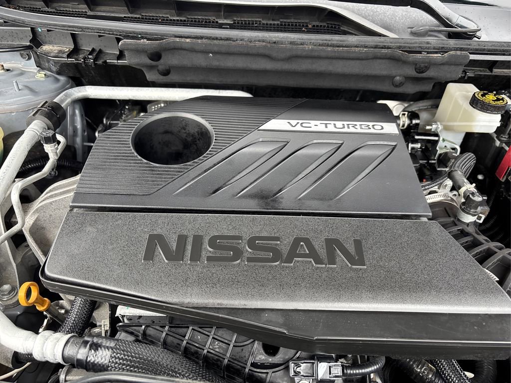 Used 2023 Nissan Rogue SL w/ SL Premium Package image 13
