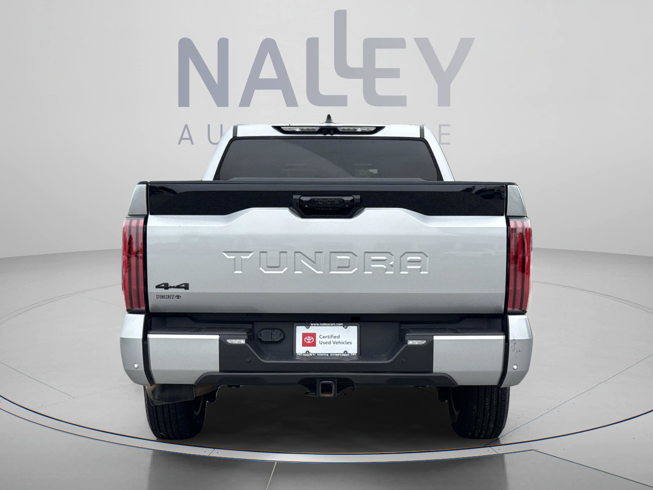 Used 2023 Toyota Tundra Platinum AWD/4WD image 4