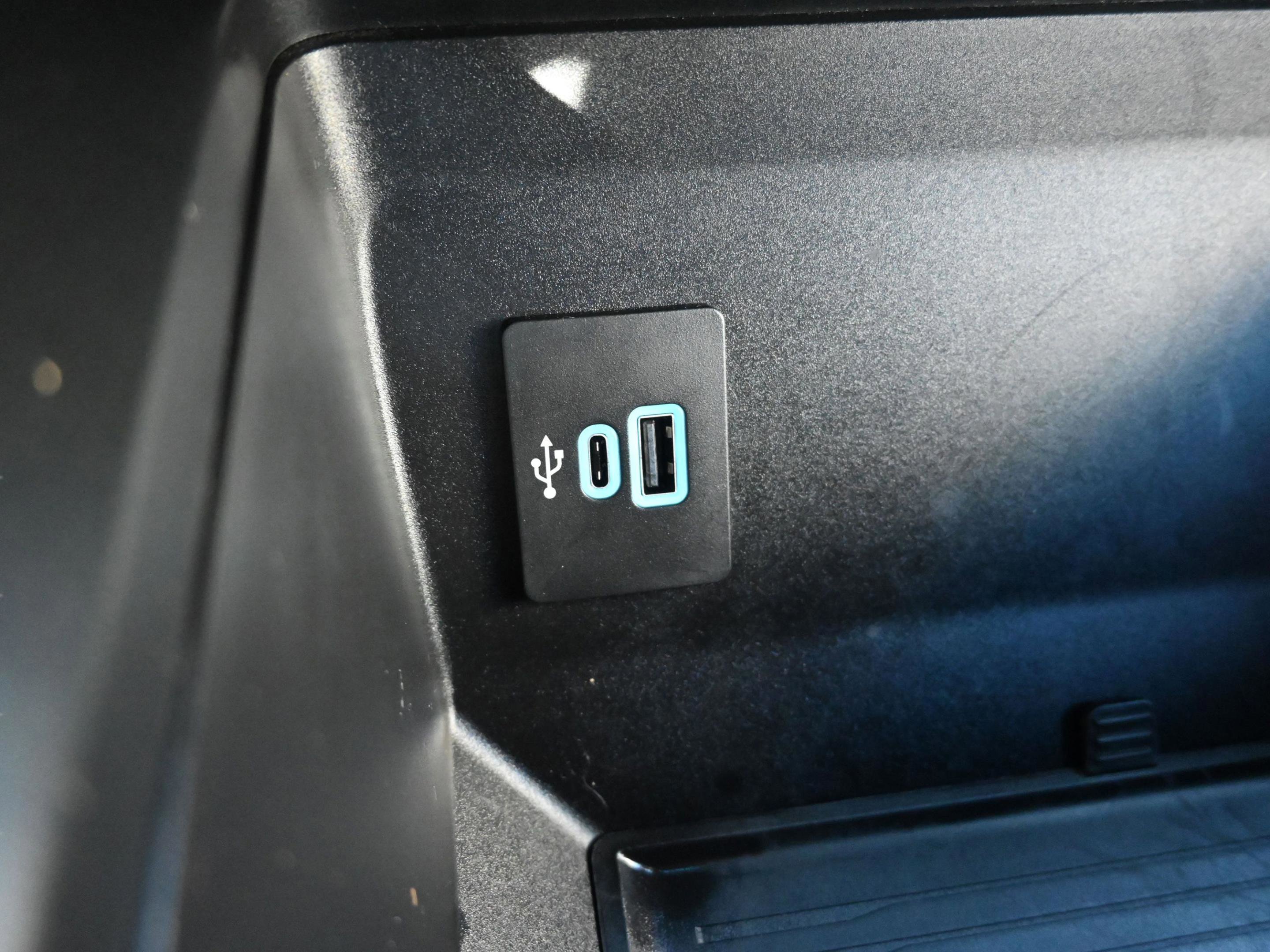 Used 2025 Ford F450 XLT w/ FX4 Off-Road Package AWD/4WD image 28