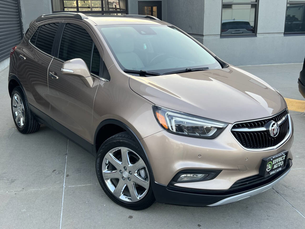 Used 2019 Buick Encore Essence w/ Experience Buick Package image 6