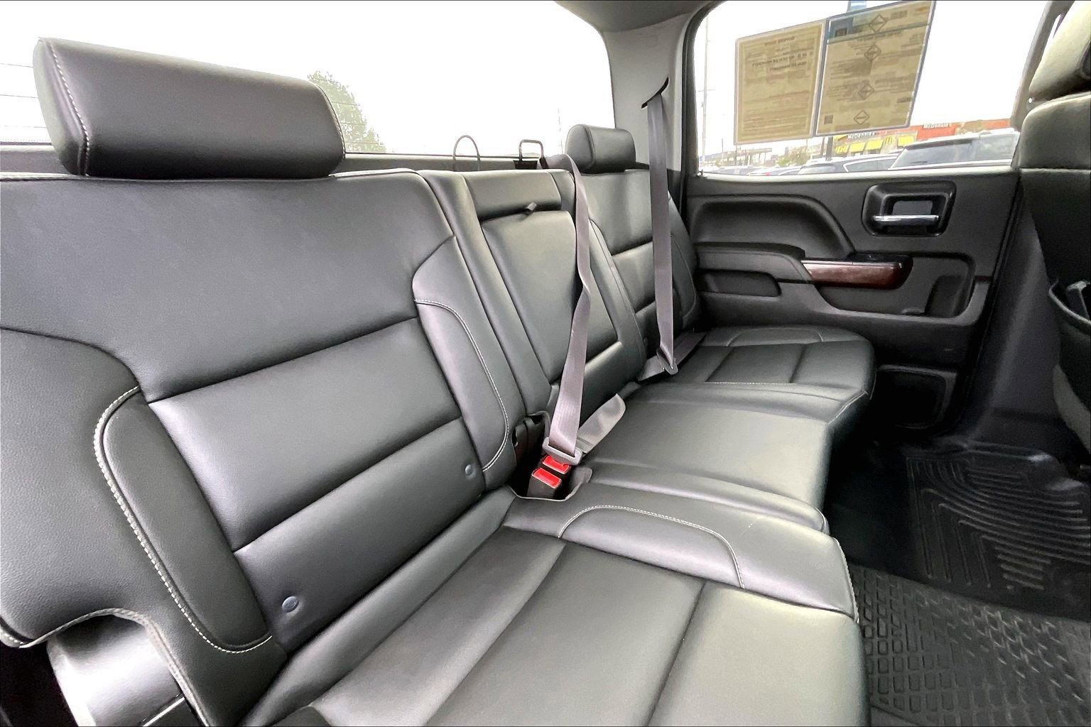 Used 2016 GMC Sierra 3500 SLT image 26