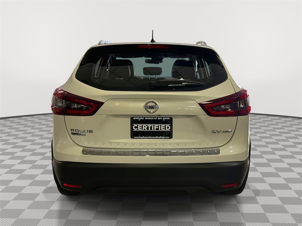 Used 2022 Nissan Rogue Sport SV w/ Technology Package image 4