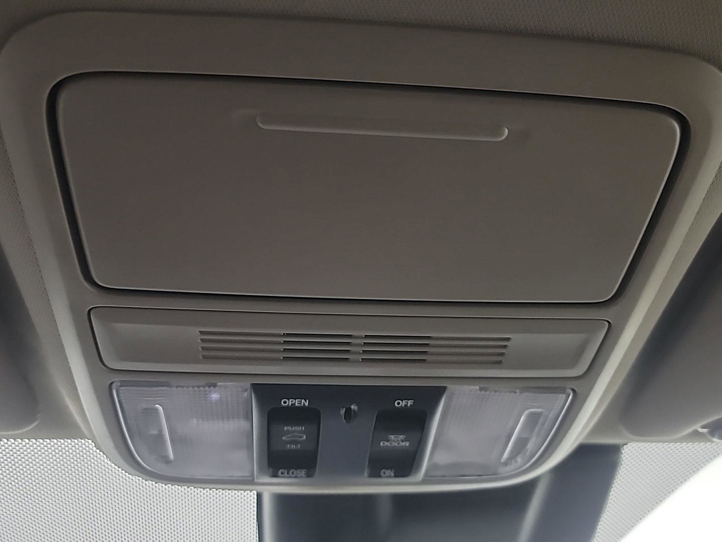 Certified 2018 Honda Odyssey EX-L image 31