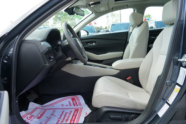 Used 2024 Honda Accord EX image 10